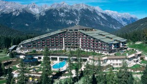 Hotel interAlpen en Austria, donde la élite mundial estará por 3 días a puertas cerradas. 