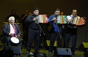 Los homenajeados del Festival Vallenato. Foto: Héctor Fabio Zamora / EL TIEMPO