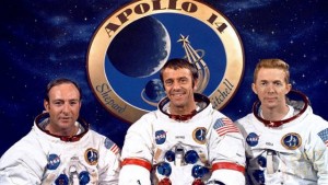 Astronautas del Apolo 14. Edgar Mitchell a la izquierda.