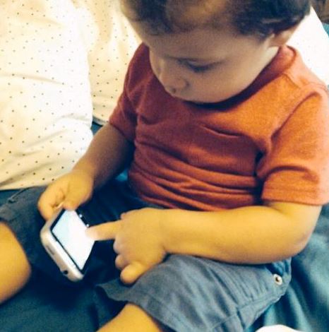 child-smartphone (1)
