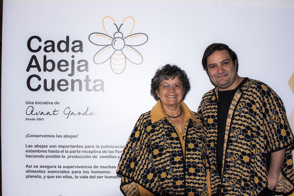 Campaña Abejas- Guiomar Nates y Julio González