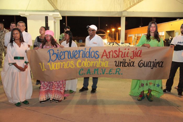 Así recibió la comunidad de Uribia a los voluntarios del Vamos Guajira - Foto: Fundación ANDI