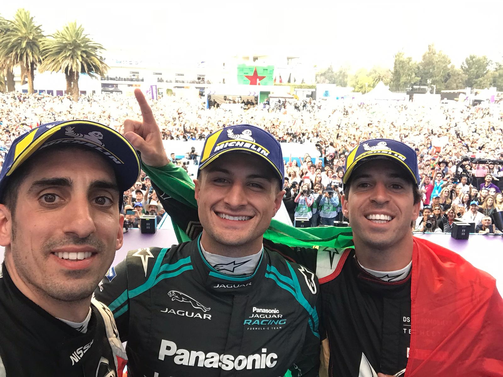 El podio de México: Sebastien Buemi (3), Mitch Evas (1) y Antonio Felix Da Costa (2).