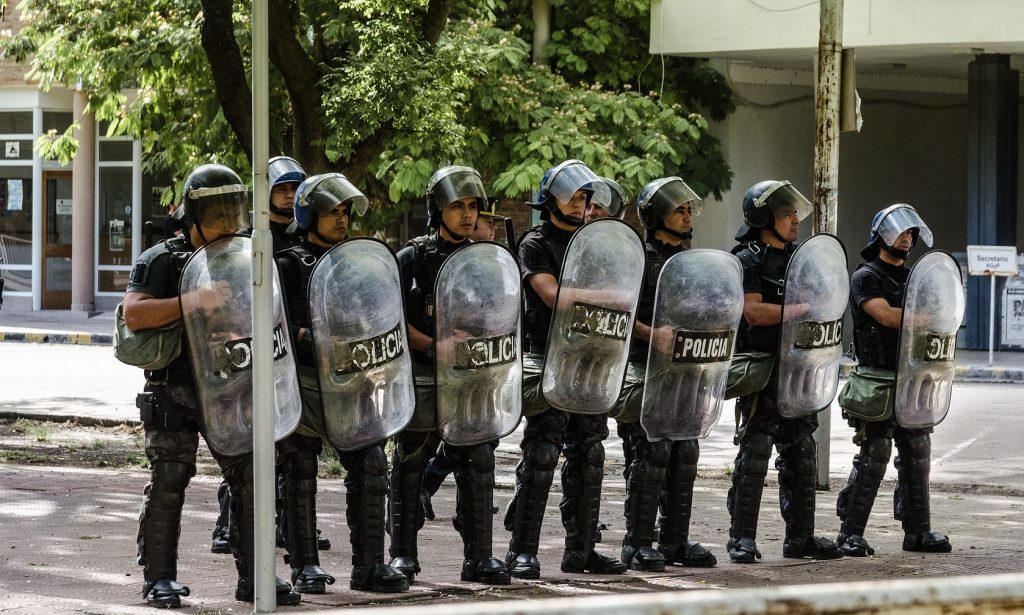 Policía antidisturbios