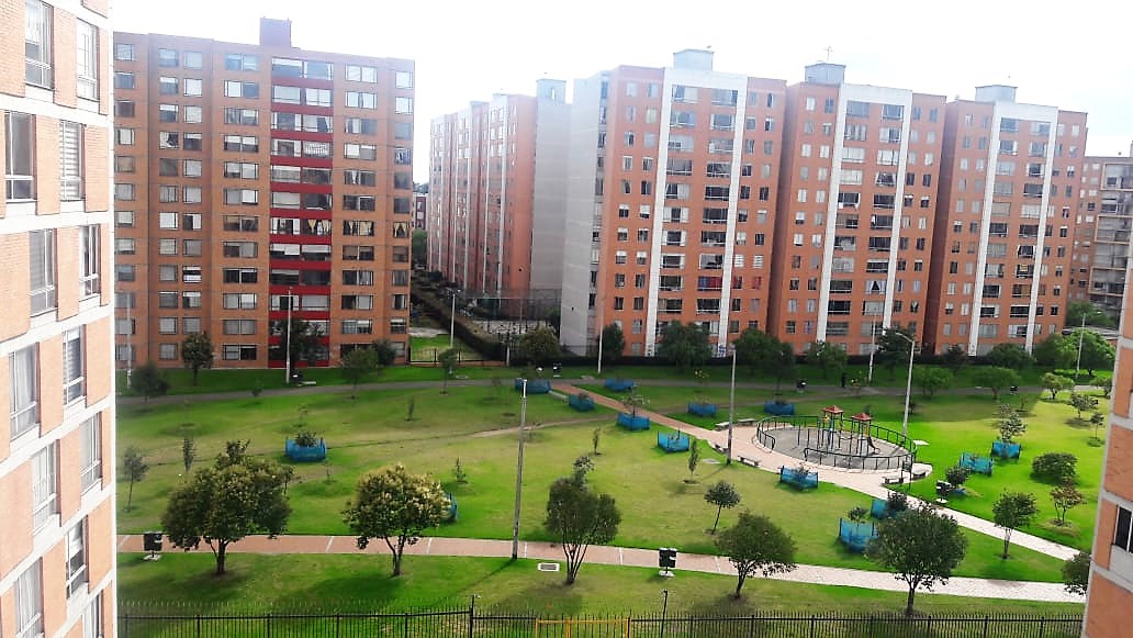 Esta es una parte de Ciudad Alsacia, declarada en alerta naranja por encontrarse en la localidad de Kennedy, con más casos de covid-19 en Bogotá. 