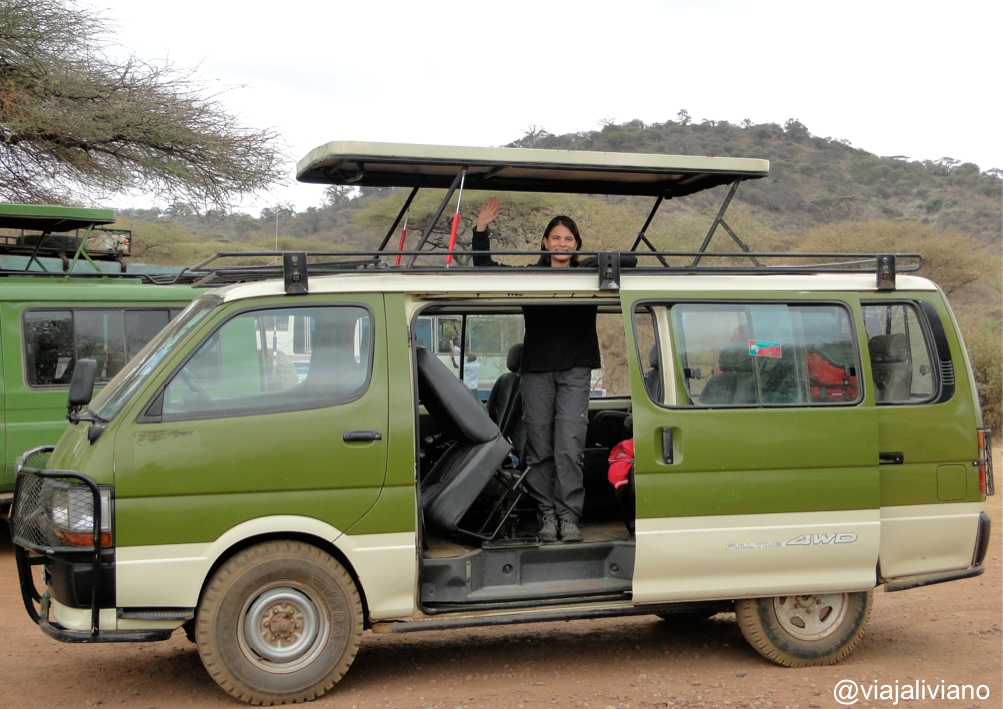 Vehículo 4x4 en safari guiado Tanzania