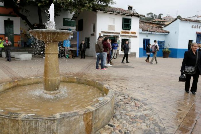 Plazoleta del Chorro de Quevedo, uno de los sitios más visitados en el centro de Bogotá. Foto: Carlos Ortega / EL TIEMPO.