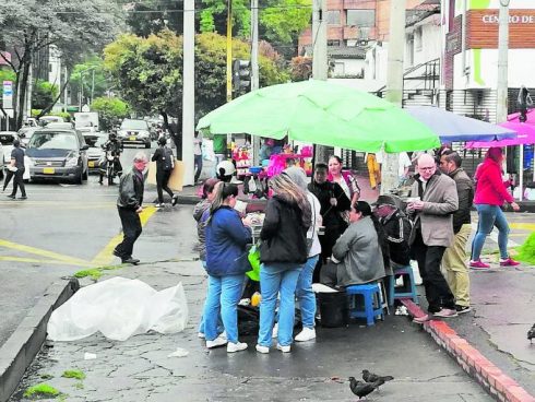 Ventas callejeras - Foto: María Camila Bernal. EL TIEMPO