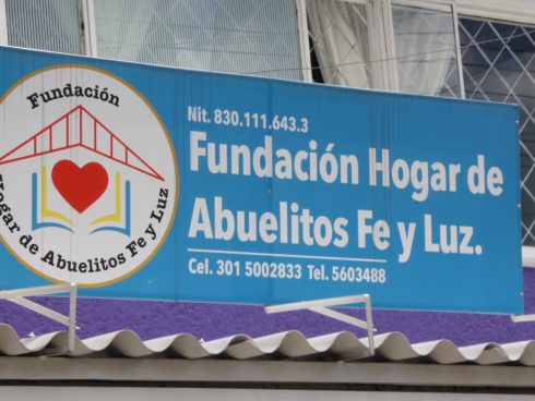 Fachada de la Fundación Hogar Abuelitos - Foto: LSenLH