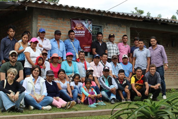 Cooperativa Nuevo Amanecer - Visita Compañía de Empaques, Fundación ANDI y UniCauca (low)