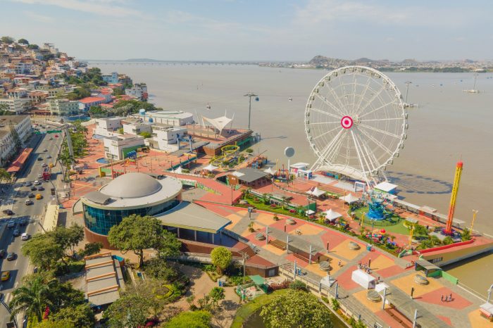 Imagen 2. Malecón 2000, sector norte, Guayaquil, Ecuador. Tomada de Kiyoshi en Unsplash