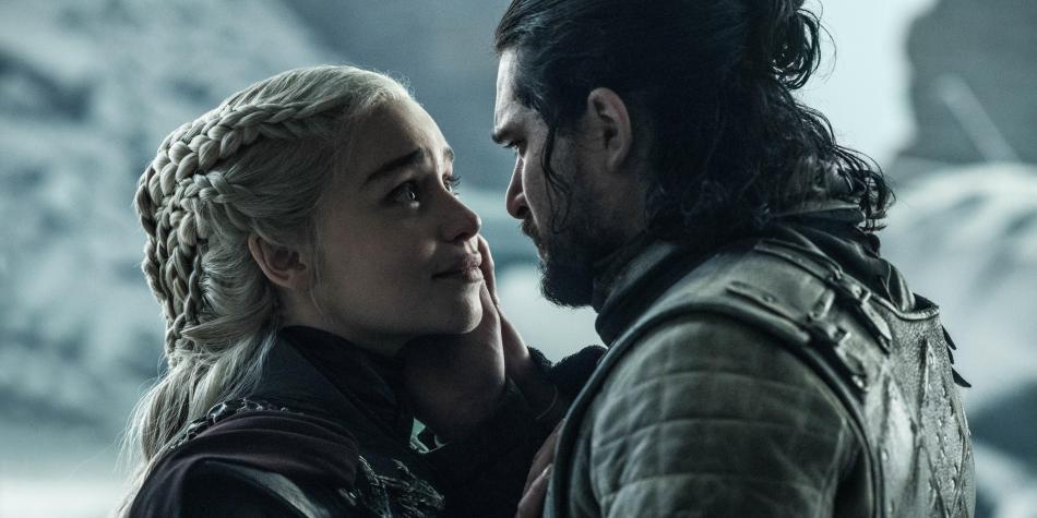 Emilia Clarke y Kit Harington, miembros del elenco de 'Juego de Tronos'. Foto: Cortesía HBO (Imagen publicada en eltiempo.com)