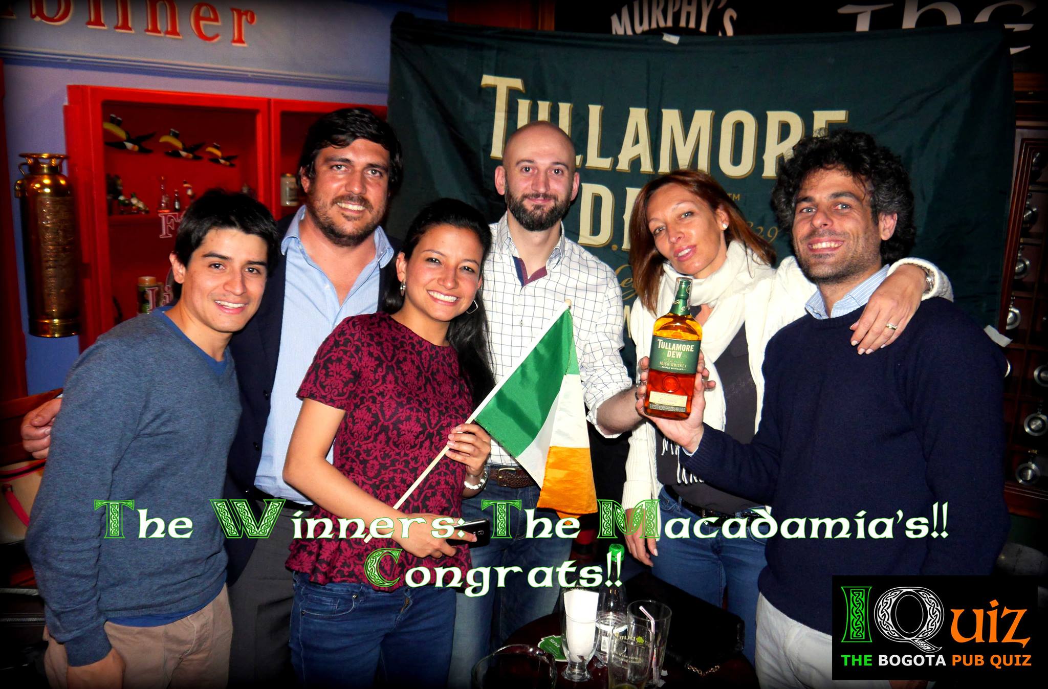 The inaugural winners of IQuiz "The Bogotá Pub Quiz".