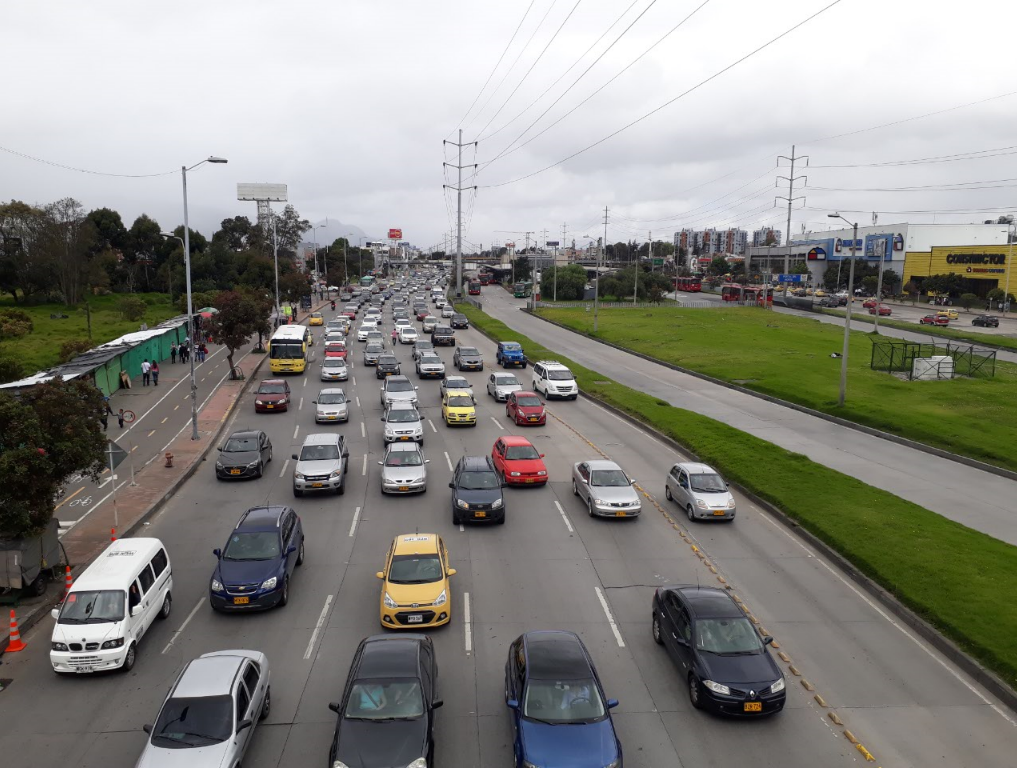 Autopista Norte, Bogotá D.C., Colombia.
